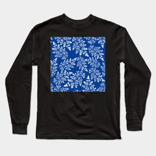 Hedgerow ferns in while on blue Long Sleeve T-Shirt